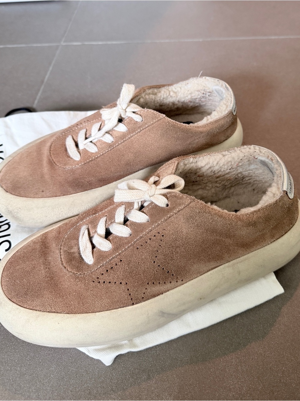 Golden Goose Soace star Women’s Suede Sneakers in Taupe and Cream